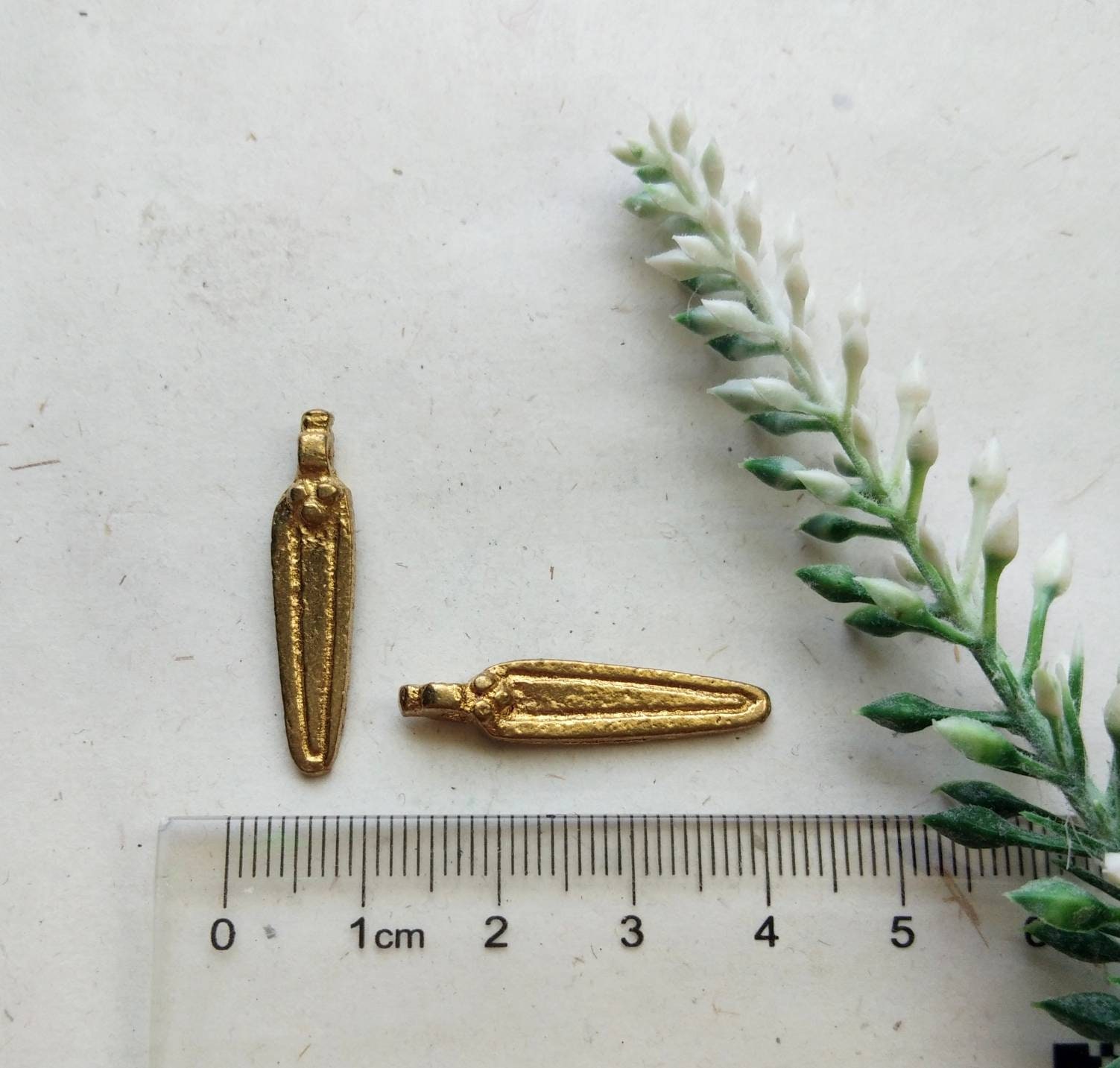 Brass Dagger Charms for macrame, necklaces, and DIY crafts – Shop now!