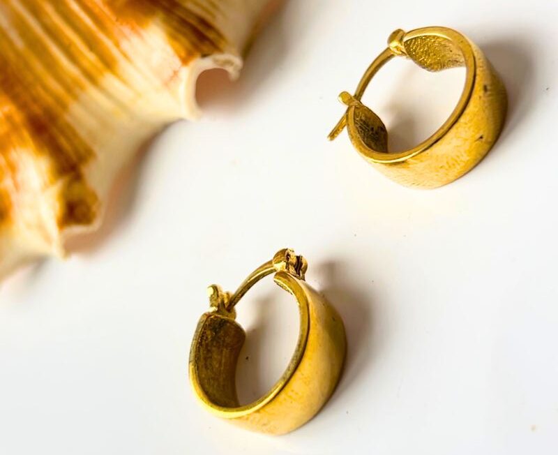 5/20 Pairs Classic Golden Hoop Brass Earrings