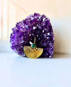 5/20 Pairs Green Stone Semi Fan Brass Earrings