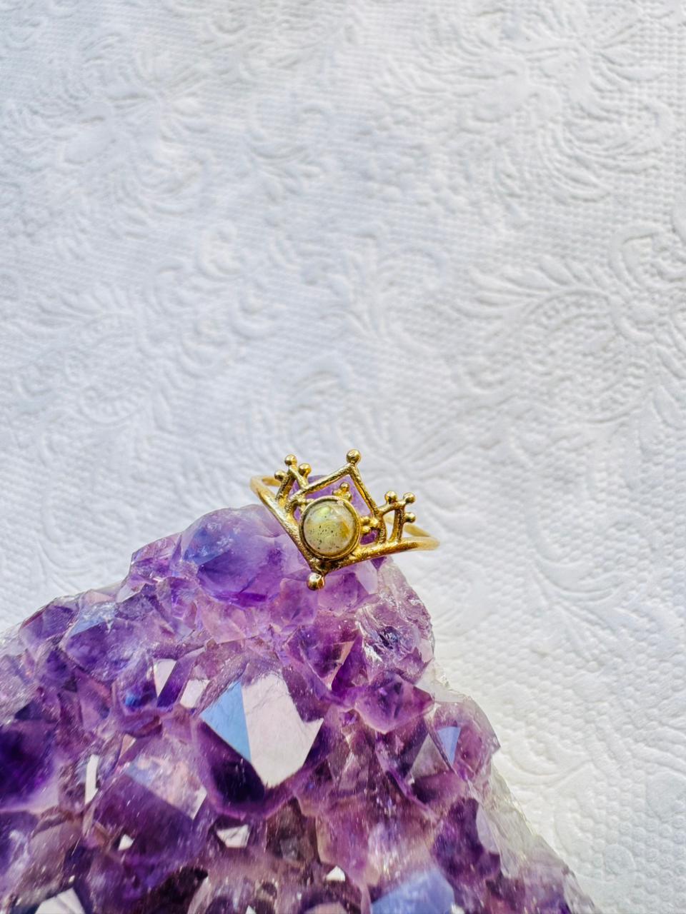 5/20 Pieces Ornate Crown Cabochon Brass Ring