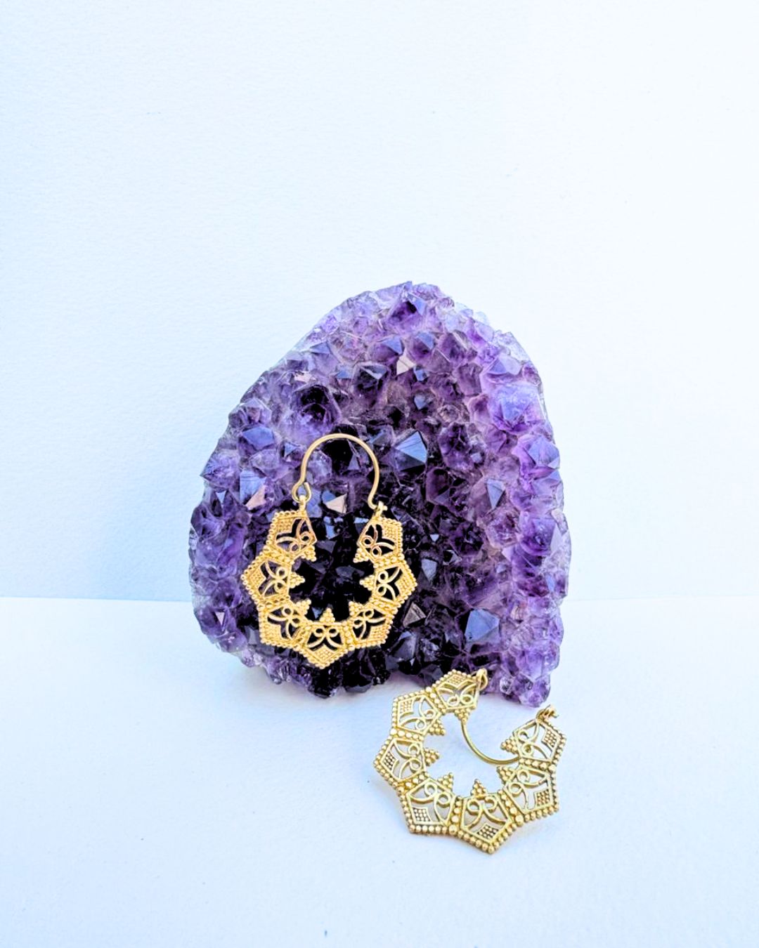 5/20 Pairs Striking Hexagon Hoop Brass Earrings