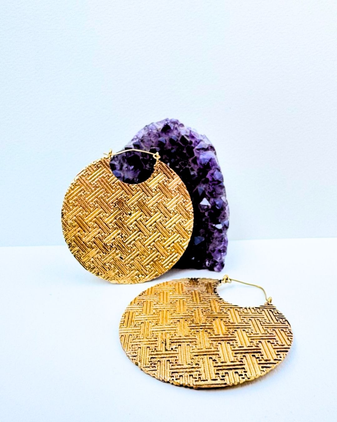 5/20 Pairs Textured Disc Hoop Brass Earrings