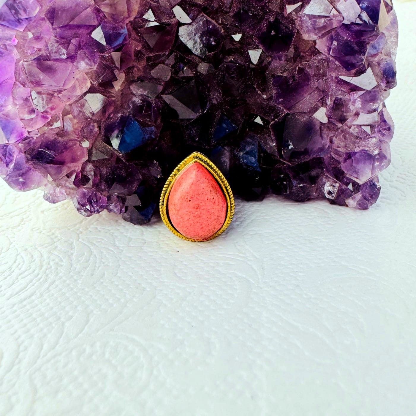 Coral Red Teardrop Grooved Stones Connectors