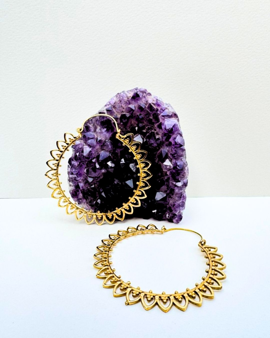 5/20 Pairs Petal Filigree Hoop Brass Earrings