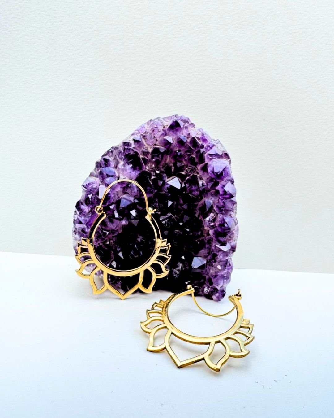 5/20 Pairs Minimal Lotus Hoop Brass Earrings