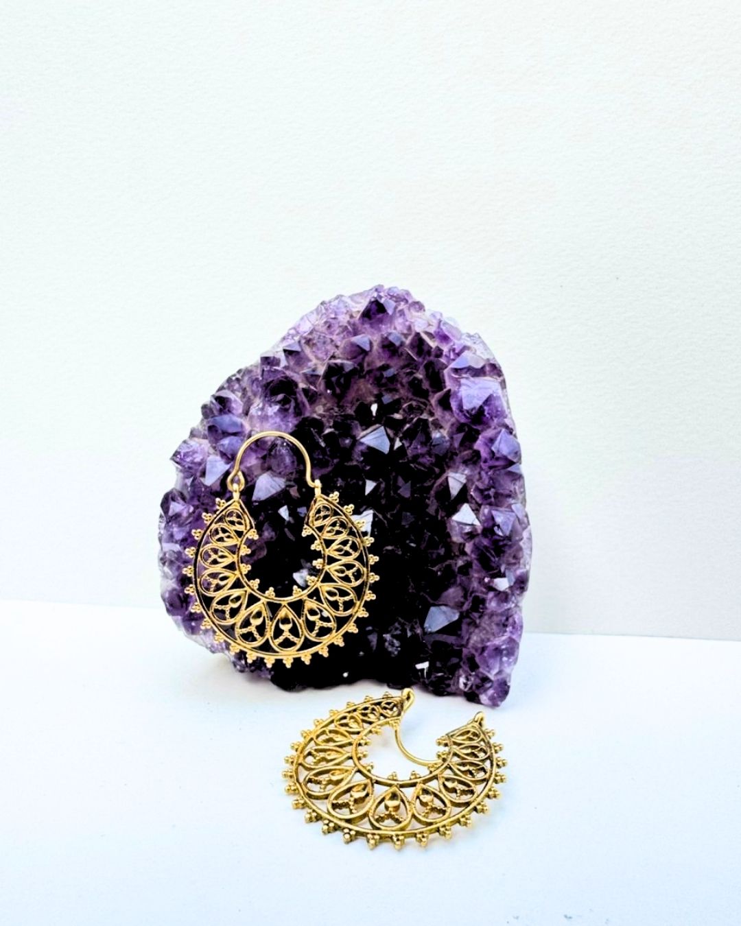 5/20 Pairs Dot Crescent Hoop Brass Earrings