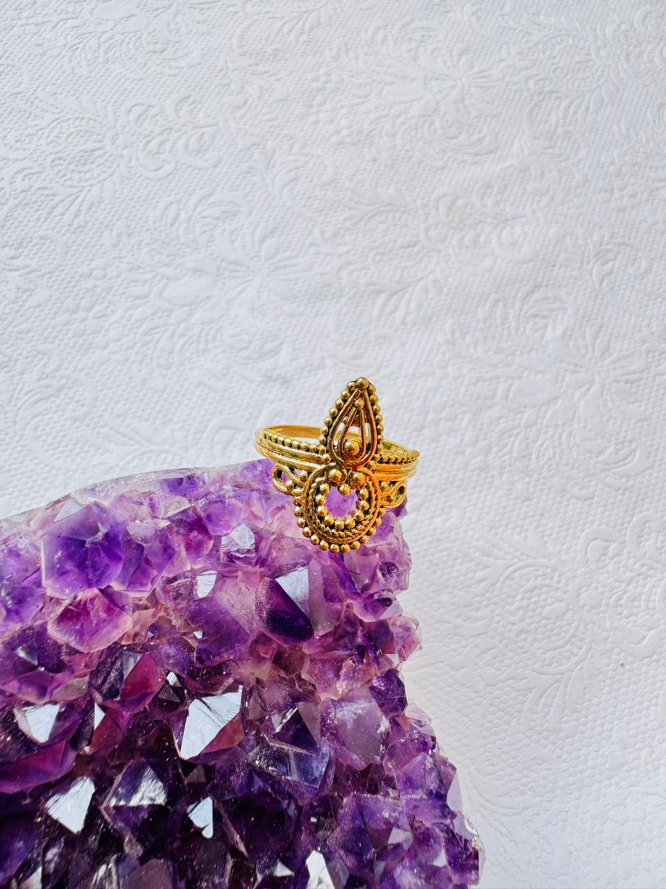 5/20 Pieces Teardrop Ornate Brass Ring