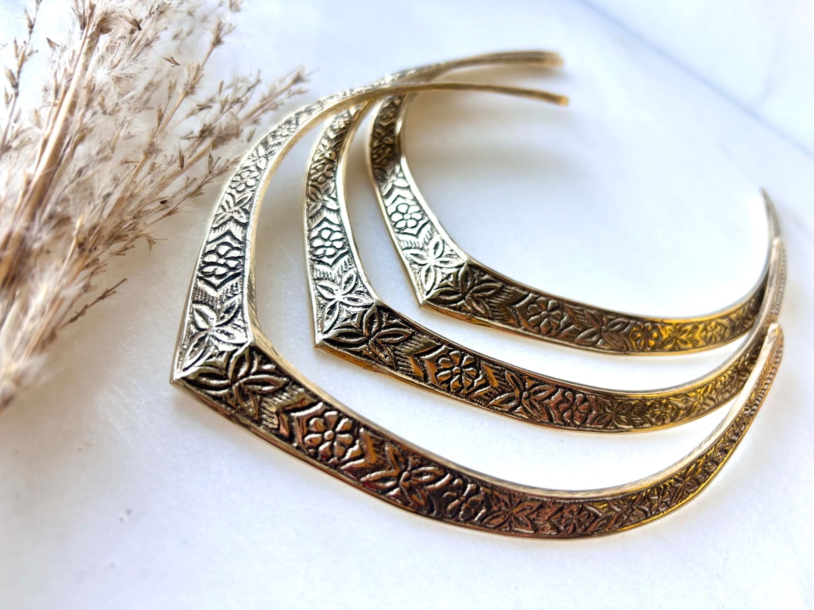 Floral Engraved Brass Choker Set
