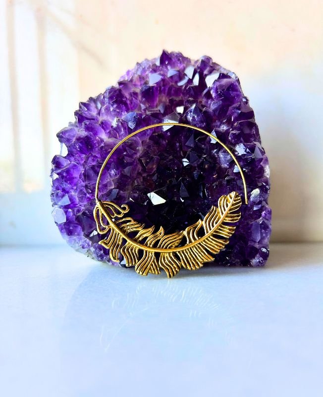 5/20 Pairs Sculpted Feather Swirl Brass Earrings