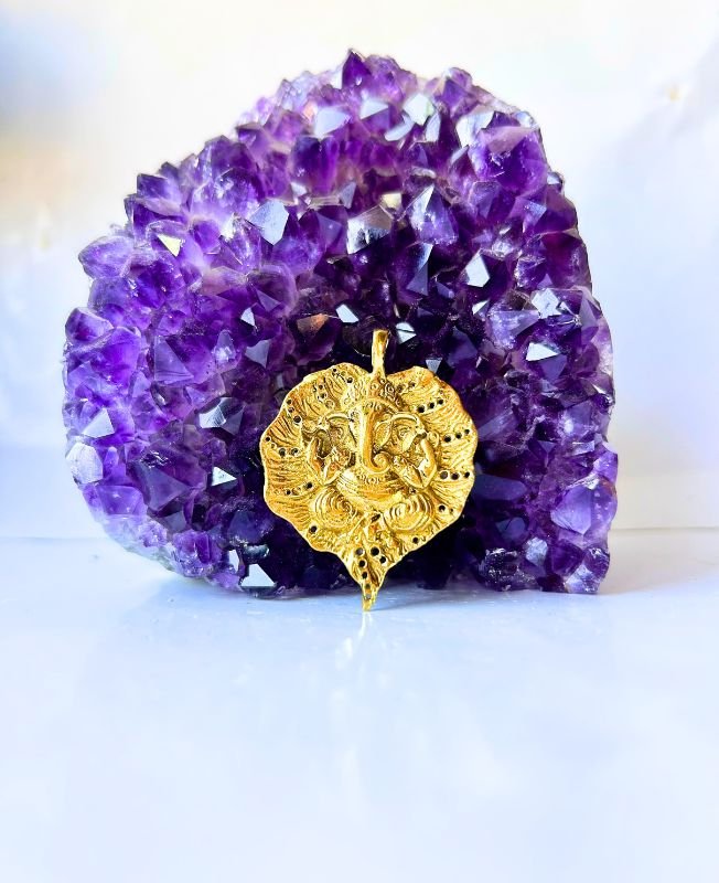 1/3/10 Pieces Ganesha Leaf Brass Pendant